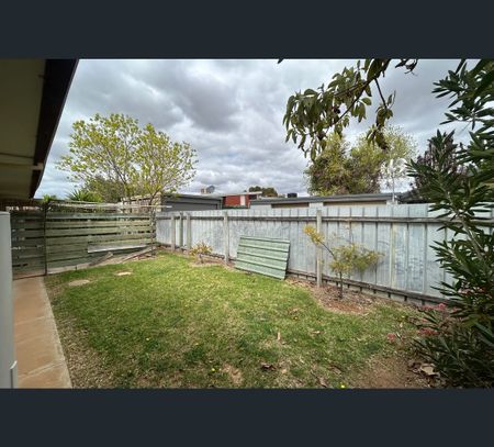 2/1 Wittman Avenue, Mildura, Vic 3500 - Photo 5