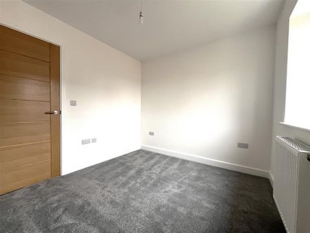 Hollyhock Walk, Leverington, Wisbech - Photo 5