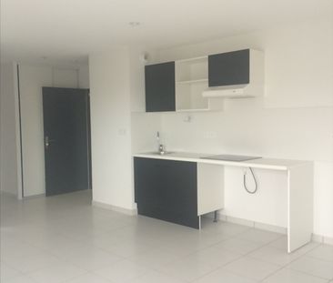 Location Appartement 3 pièces 64m² - Photo 4