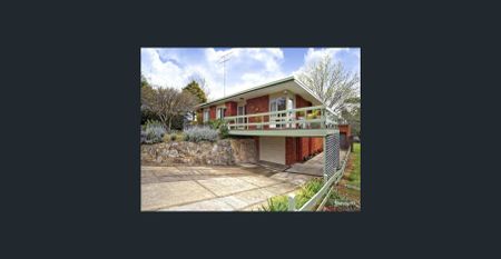 A Spacious Family Retreat With Room for Everyone... - Photo 5