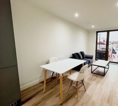 1 Bed 1 bath - Photo 1