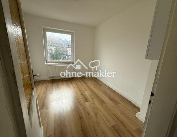 Praktisch geschnittene 3-Zimmer-Wohnung in gut angebundener Lage von Essen-Frohnhausen zu vermieten - Photo 1