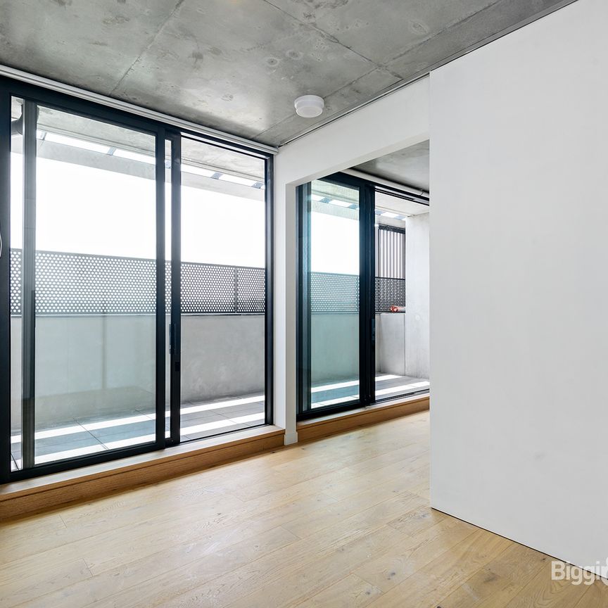 Stunning 2 bedroom apartment - Photo 1