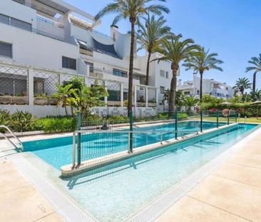 Alquiler de piso en Calle Valle De Somiedo, 1 - Photo 5