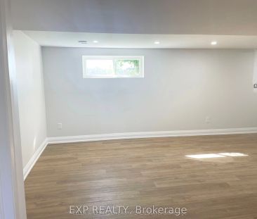 533 Carman Court #Lower - Photo 2