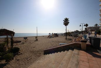 LONG TERM RENTAL IN LA CARIHUELA 3 BEDROOMS, AND PRIVATE PARKNG – tor501ts