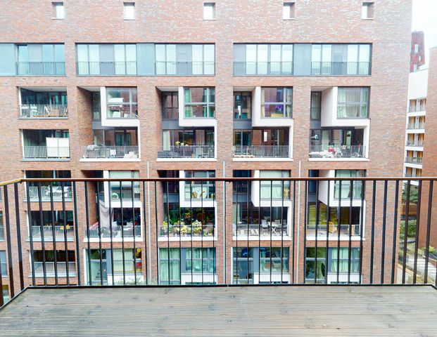 HafenCity Hamburg: Exklusive 2-Zimmer-Wohnung mit EBK und Balkon - Photo 1