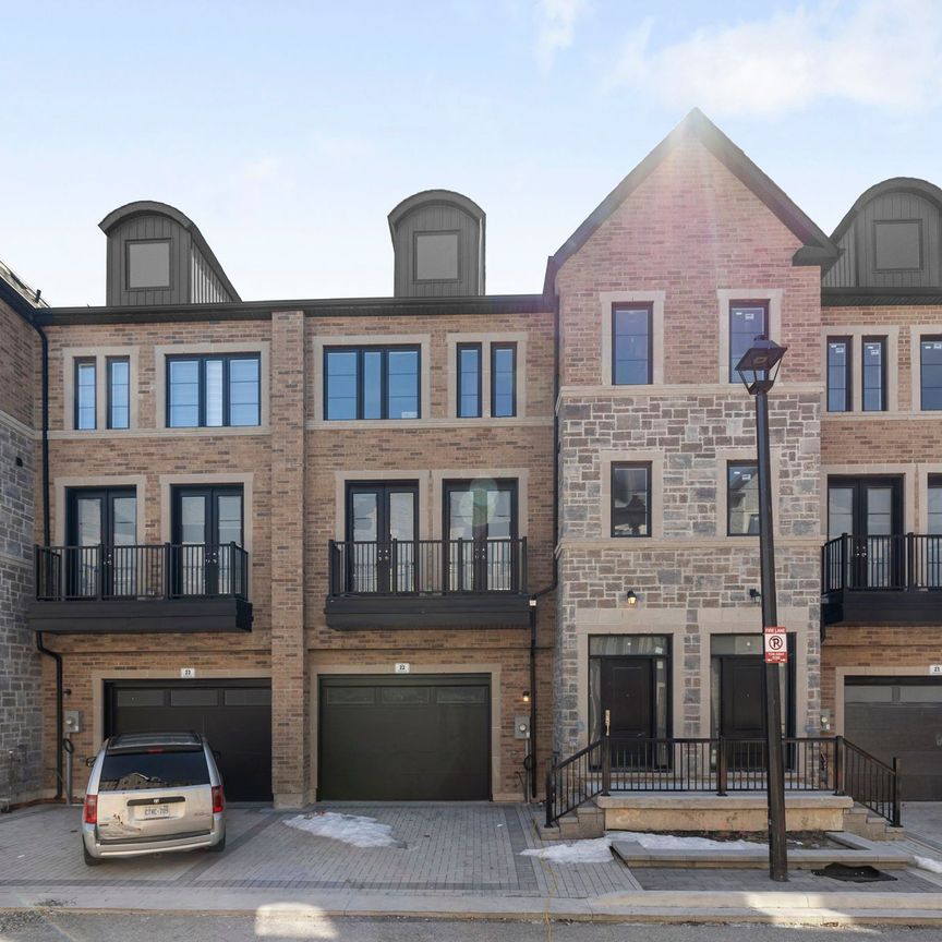 For Lease - 260 EAGLE Street Unit# 22, Newmarket, Ontario - Photo 1