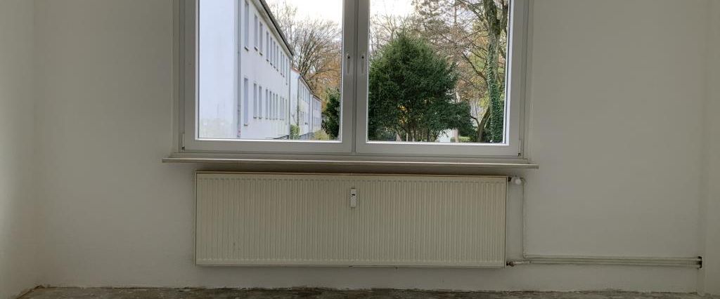 2-Zimmer-Wohnung im EG mit Balkon, alles NEU für sofort !!! - Foto 1