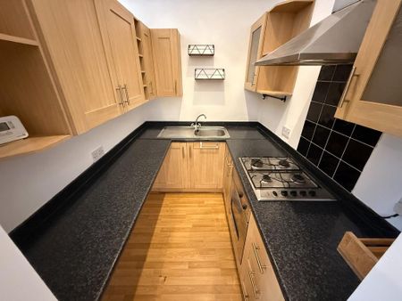 1 bedroom flat to rent - Photo 3