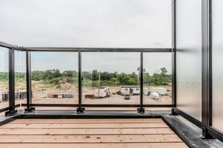 For Lease - 1577 Rose Way Unit# 115, Milton, Ontario - Photo 4