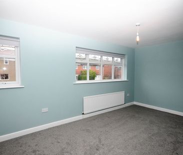 2 bed semi-detached house to rent in Gosforth Terrace, Pelaw, NE10 - Photo 3