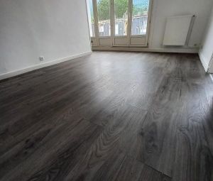 Location Appartement à FONTAINE - Photo 3