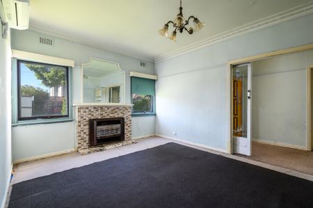 MONASH PROXIMITY, SPACIOUS COMFORT - Photo 2