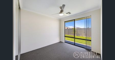 GORGEOUS FAMILY HOME FOR RENT - Photo 4