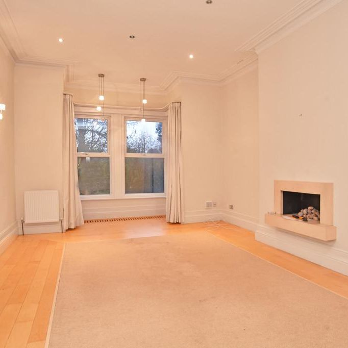 2 bedroom ground floor flat to rent - Photo 1