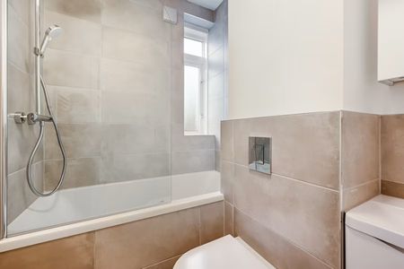 3 bedroom apartment - Photo 5