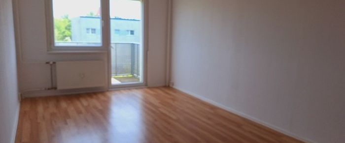 Herbstaktion - 1 Monat keine Kaltmiete zahlen - tolle 3 Raumwohnung mit Balkon - Photo 1