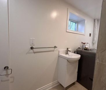 For Lease - 490 Pineland Avenue Unit# Basement, Oakville, Ontario - Photo 2