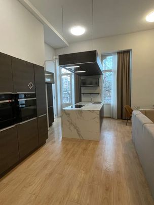 Appartement te huur - Photo 1