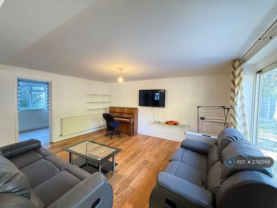 2 bedroom detached house to rent - Photo 1