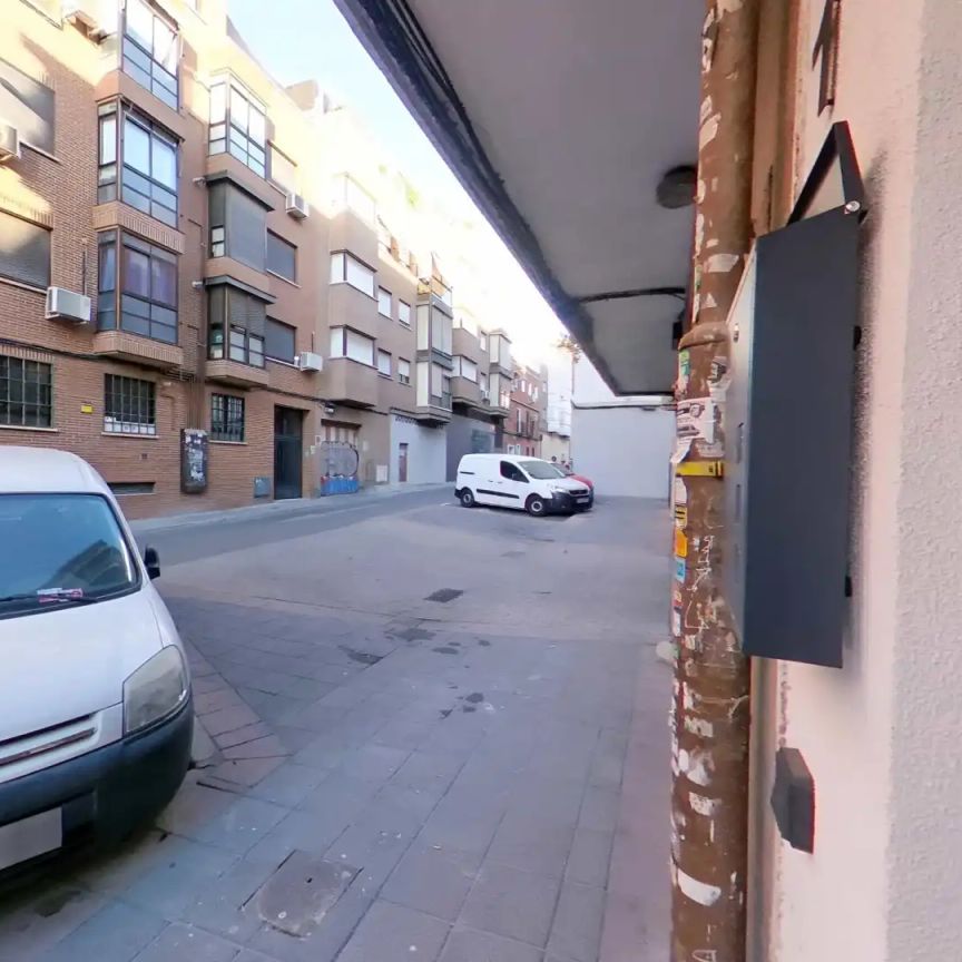 Piso de alquiler en Calle de Santa Julia, San Diego - Foto 1