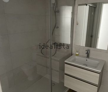 Alquiler de piso en Avenida de los Guindos, 24 - Photo 2