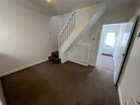 2 Bedroom House - Liverpool Street, Southampton - Photo 4