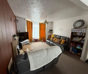 4 Bed Terraced House, Oldfield Road, CV5 - Photo 4