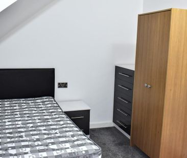 7 bedroom terraced house to rent - Photo 5