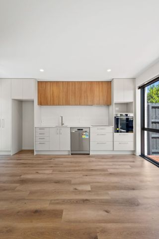 33 Russell Street, Linwood - Photo 5