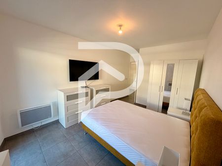 Location Appartement 2 pièces 43m² - Photo 3