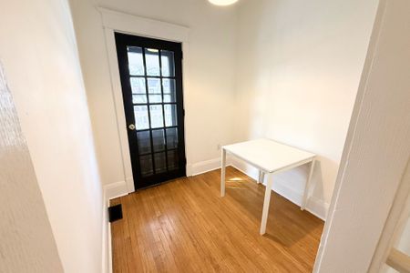 For Lease - 129 Gilmour Avenue Unit# Upper, Toronto, Ontario - Photo 5