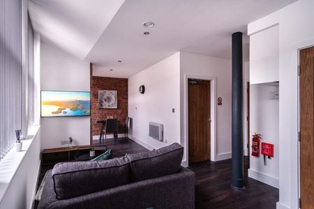 Stanley Street - Photo 2