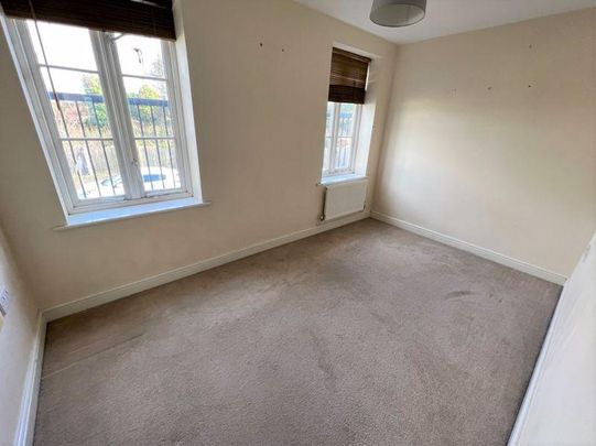 4 bedroom terraced house to rent - Photo 1