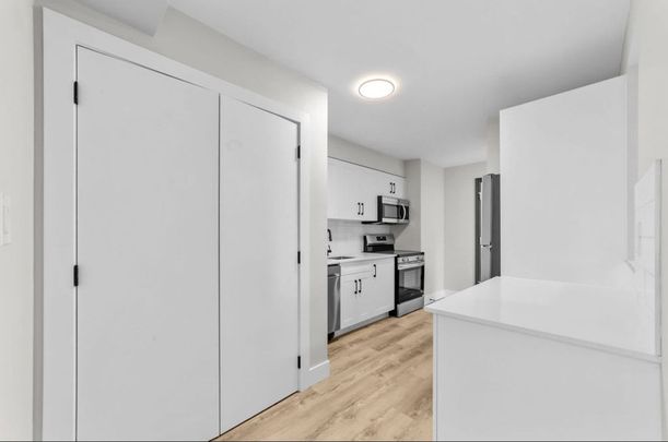 For Lease - 400 SCENIC Drive Unit# Unit 4, London South, Ontario - Photo 1