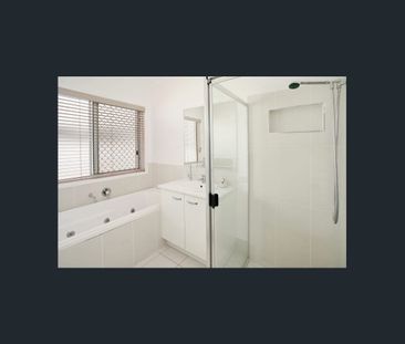 38 Bells Reach Dr, Caloundra West, Qld 4551 - Photo 4