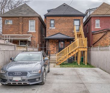 $1,399 / 1 br / 1 ba / 675 sqft 37 Garfield ave N unit 3 - Photo 2