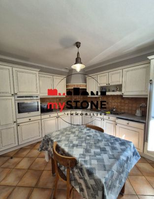 A LOUER – TREVOUX – MAISON MEUBLEE DE 146m² AVEC 1500m² DE TERRAIN - Photo 1
