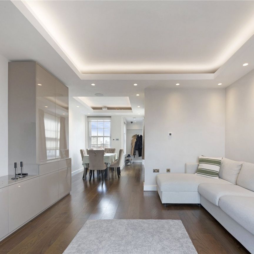 Newly Refurbished Penthouse on Bryanston Square - Photo 1