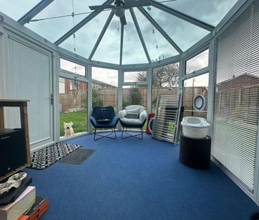4 bedroom detached house to rent - Photo 4