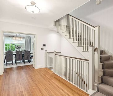 Exceptional 6 bedroom family home, with patio garden and roof terrace, refurbished to an exceptional standard throughout and beautifully furnished, located in the the heart of Westminster. - Photo 1