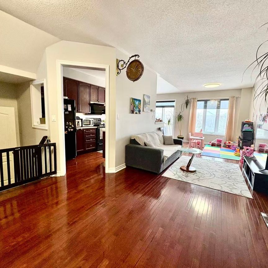 For Lease - 8 Townwood Drive Unit# 62, Richmond Hill, Ontario - Photo 1