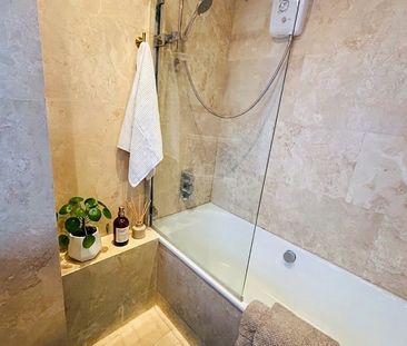 Room in a Shared Flat, Wiltshire Close, SW3 - Photo 5