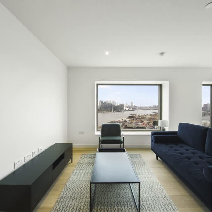 Deanston Building, Royal Wharf Walk E16 - Photo 1