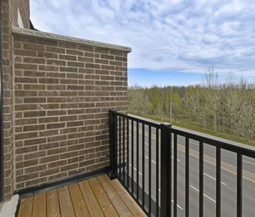 For Lease - 492 Salem Road, Ajax, Ontario - Photo 4