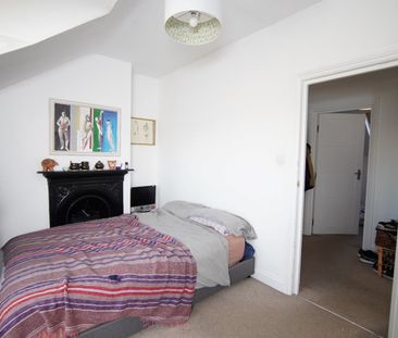 2 Bed Flat, Belvoir Road, BS6 - Photo 1