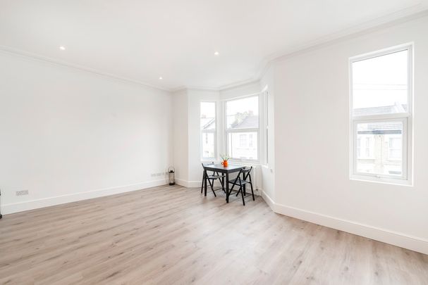 Burns Road, London, NW10 - Photo 1