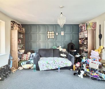 3 bedroom semi-detached house to rent - Photo 2