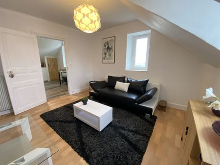 Location Appartement 2 pièces 46m² RODEZ 12000 - Photo 2